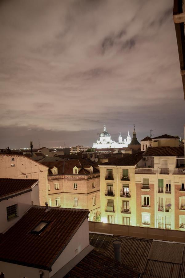 W3Inn La Latina Madrid Esterno foto